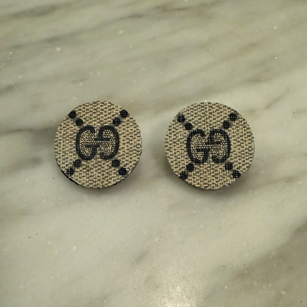 GG Earrings